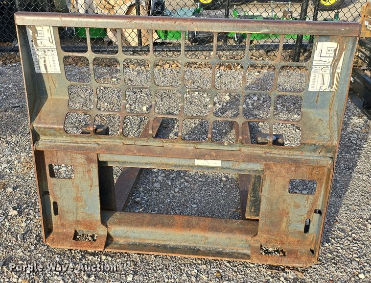 image for item DW3890 2006 John Deere CT322 tracked skid steer loader