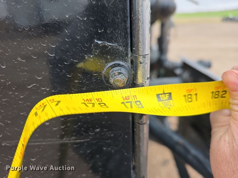 image for item DW3900 1988 Freightliner FLC112 water truck