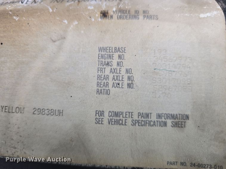 image for item DW3900 1988 Freightliner FLC112 water truck