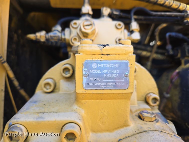 image for item DW3951 2006 John Deere 892E LC excavator