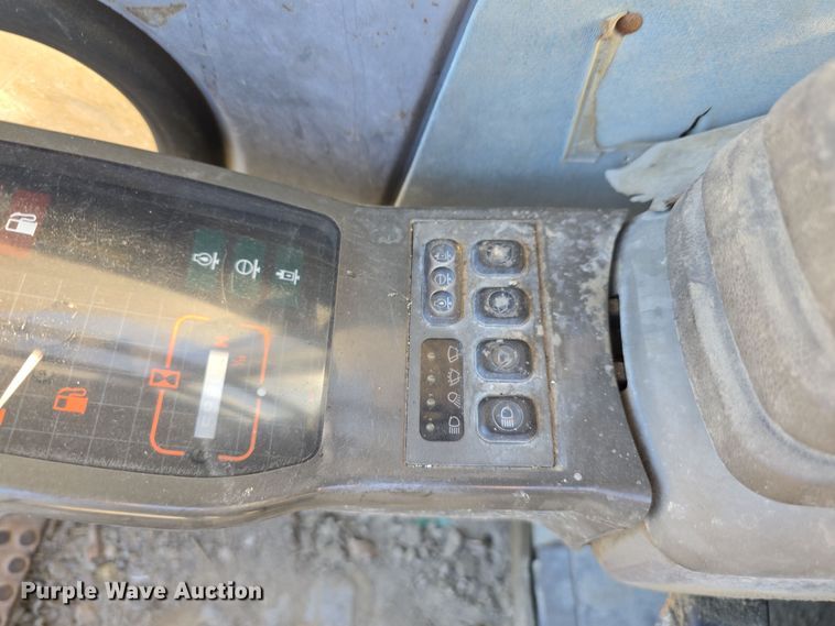 image for item DW3951 2006 John Deere 892E LC excavator