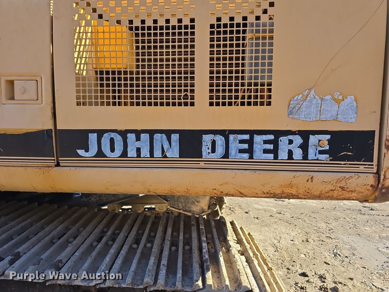 image for item DW3951 2006 John Deere 892E LC excavator