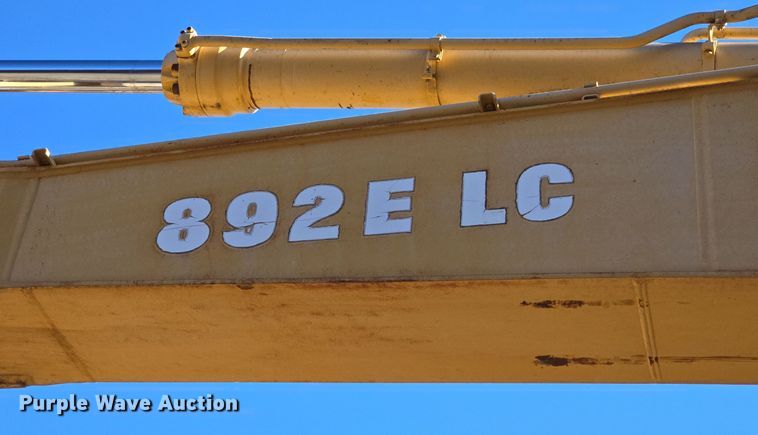 image for item DW3951 2006 John Deere 892E LC excavator