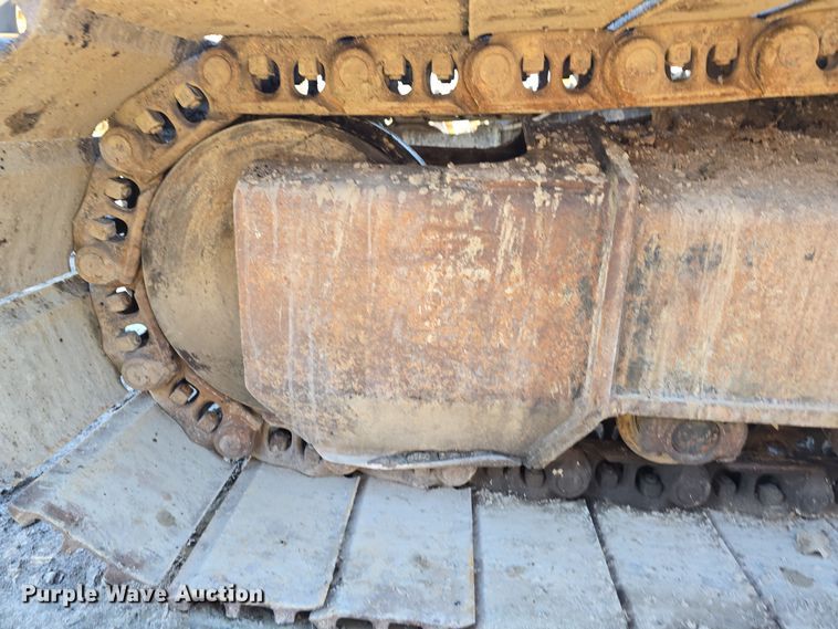 image for item DW3951 2006 John Deere 892E LC excavator