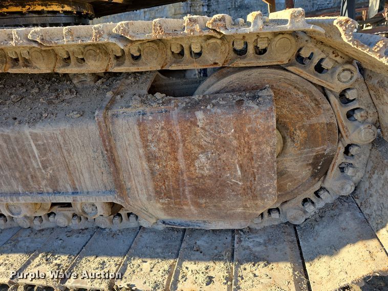 image for item DW3951 2006 John Deere 892E LC excavator