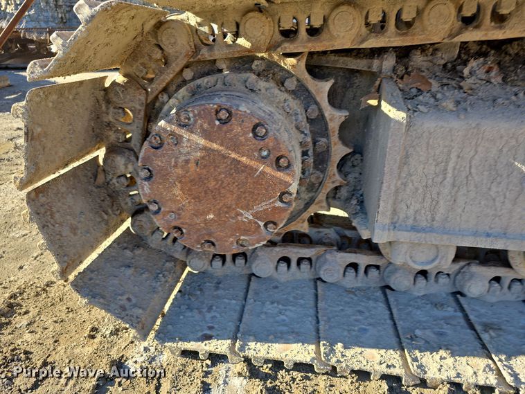 image for item DW3951 2006 John Deere 892E LC excavator