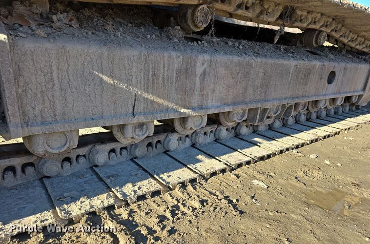 image for item DW3951 2006 John Deere 892E LC excavator