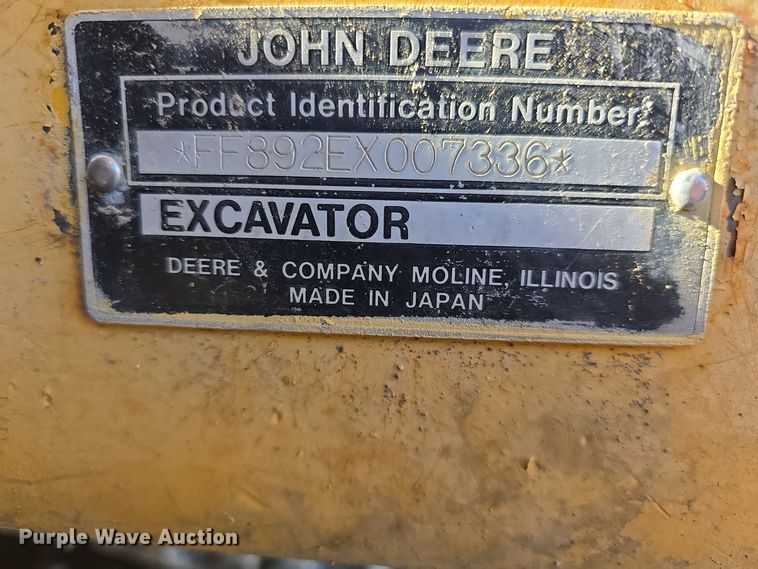 image for item DW3951 2006 John Deere 892E LC excavator
