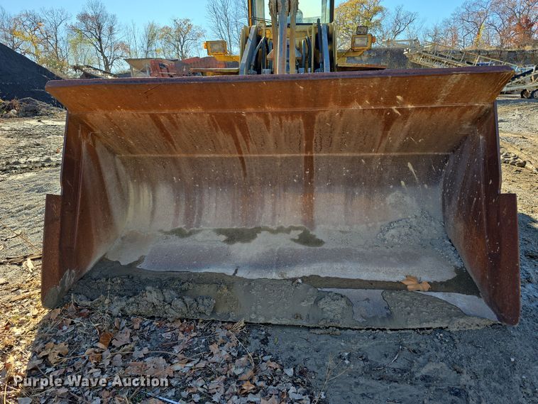 image for item DW3953 1993 Volvo L180 wheel loader