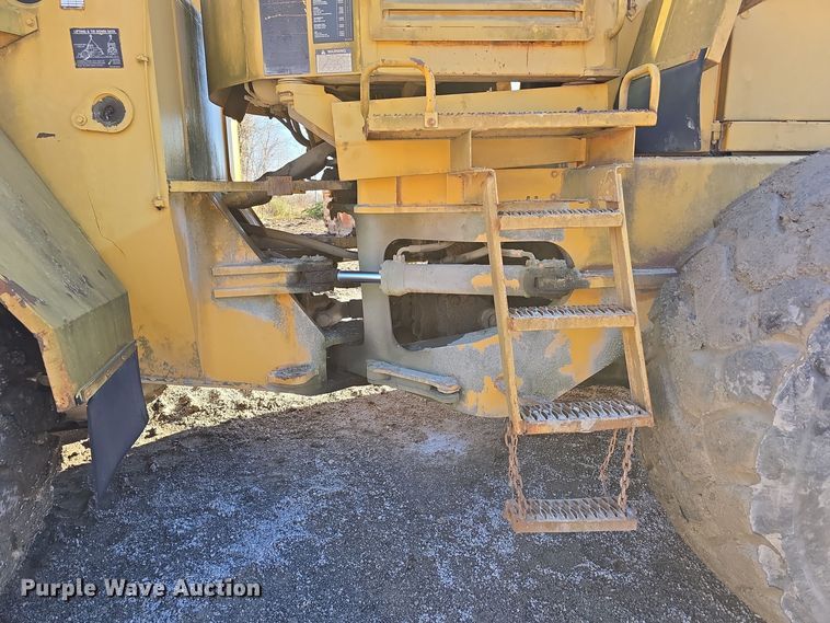 image for item DW3953 1993 Volvo L180 wheel loader