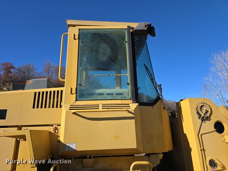 image for item DW3953 1993 Volvo L180 wheel loader