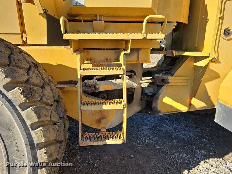 image for item DW3953 1993 Volvo L180 wheel loader