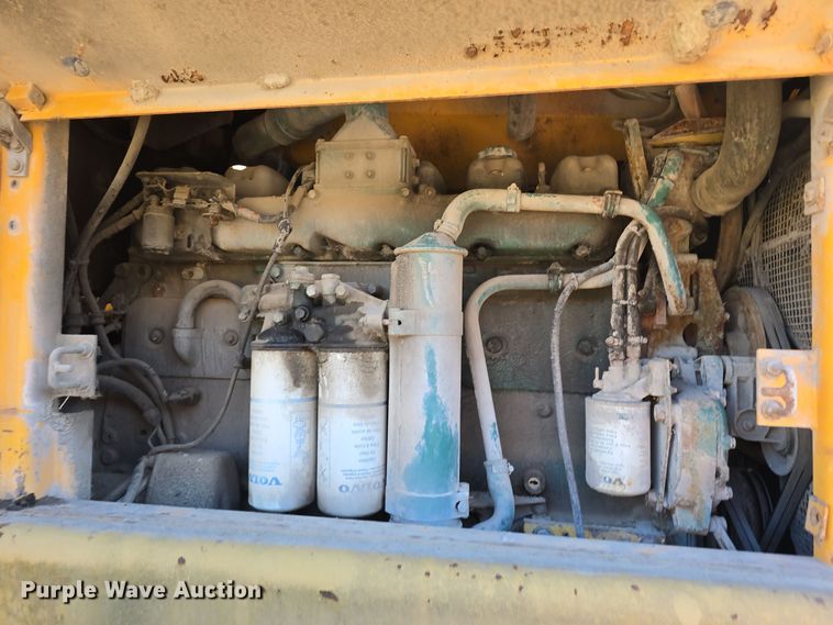 image for item DW3953 1993 Volvo L180 wheel loader