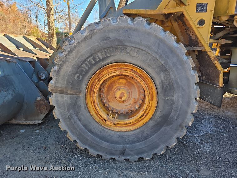 image for item DW3953 1993 Volvo L180 wheel loader