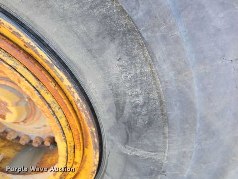 image for item DW3953 1993 Volvo L180 wheel loader