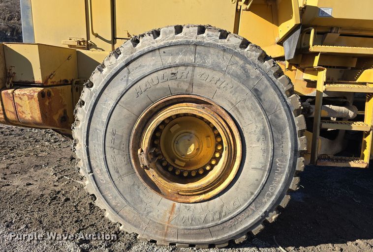 image for item DW3953 1993 Volvo L180 wheel loader