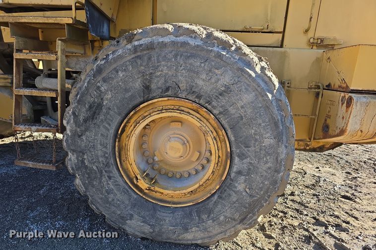 image for item DW3953 1993 Volvo L180 wheel loader