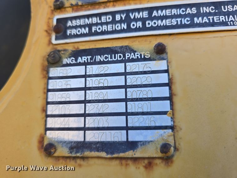 image for item DW3953 1993 Volvo L180 wheel loader