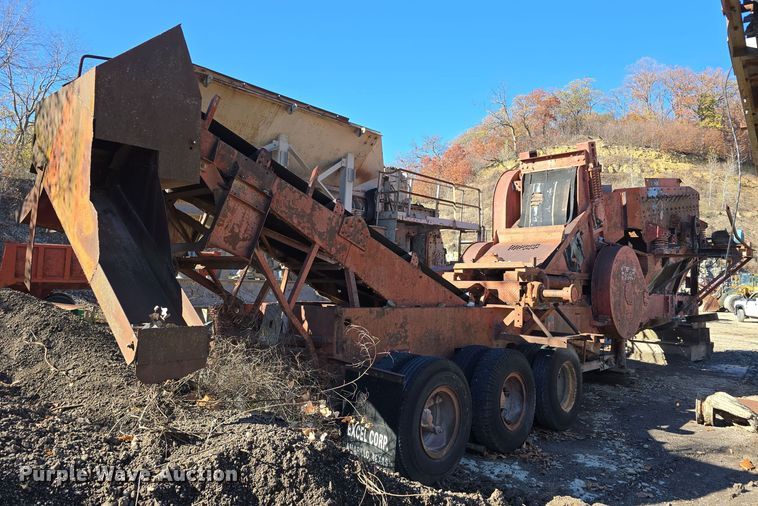 image for item DW3957 Pioneer Engineering 5239 roll crusher