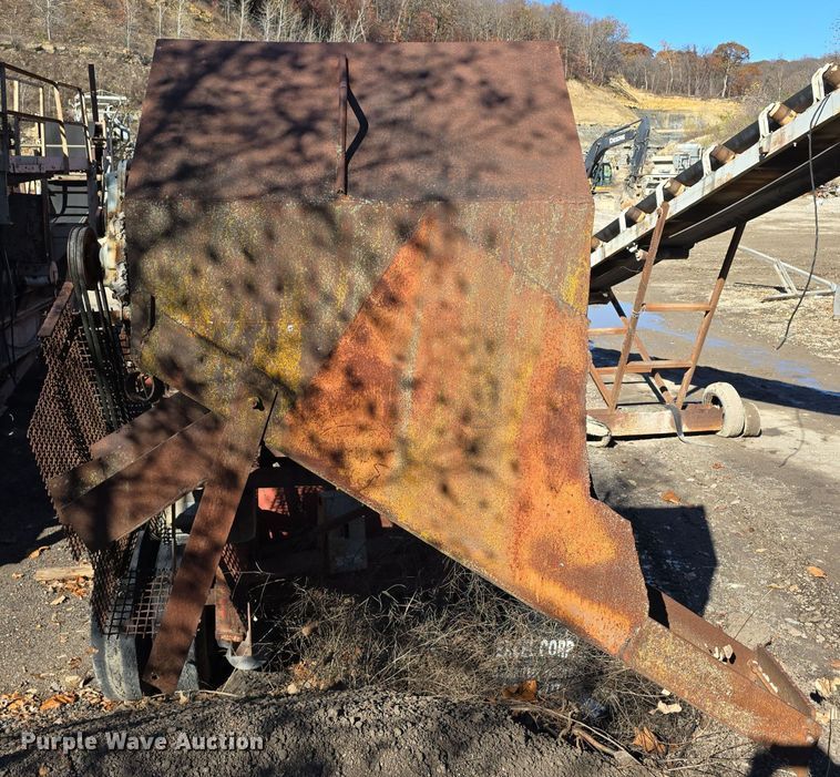 image for item DW3957 Pioneer Engineering 5239 roll crusher