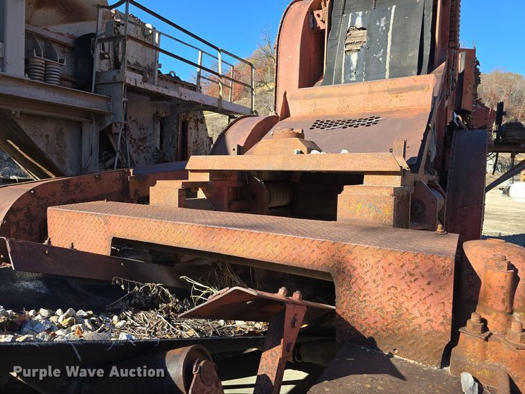 image for item DW3957 Pioneer Engineering 5239 roll crusher