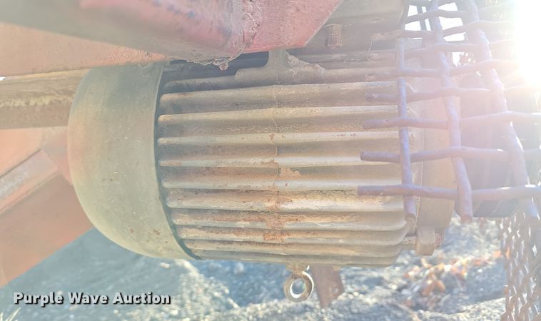 image for item DW3957 Pioneer Engineering 5239 roll crusher