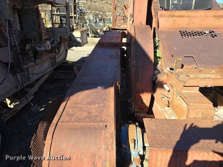 image for item DW3957 Pioneer Engineering 5239 roll crusher