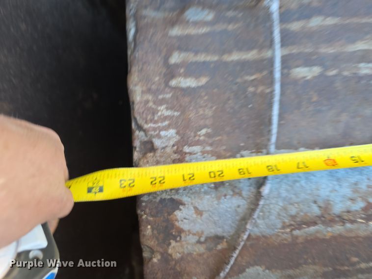 image for item DW3957 Pioneer Engineering 5239 roll crusher