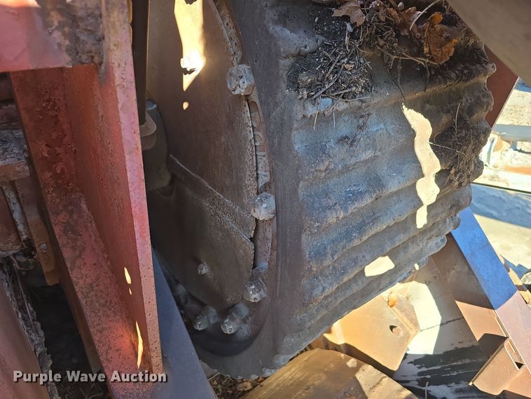 image for item DW3957 Pioneer Engineering 5239 roll crusher