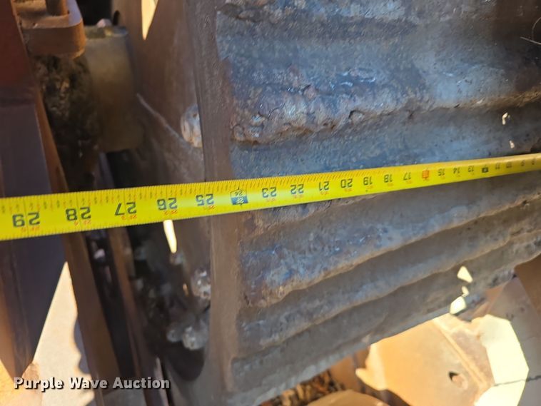 image for item DW3957 Pioneer Engineering 5239 roll crusher