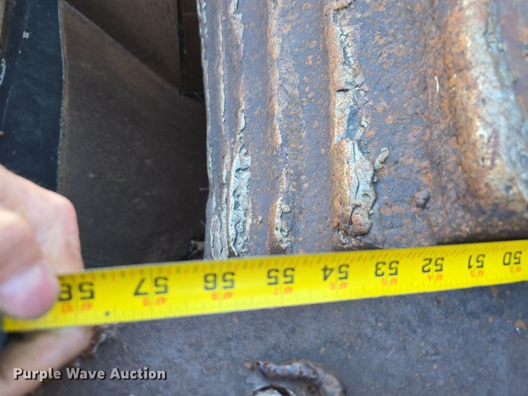 image for item DW3957 Pioneer Engineering 5239 roll crusher