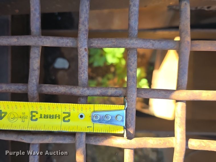 image for item DW3957 Pioneer Engineering 5239 roll crusher