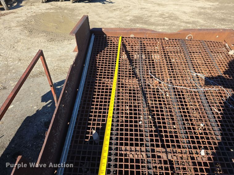 image for item DW3957 Pioneer Engineering 5239 roll crusher