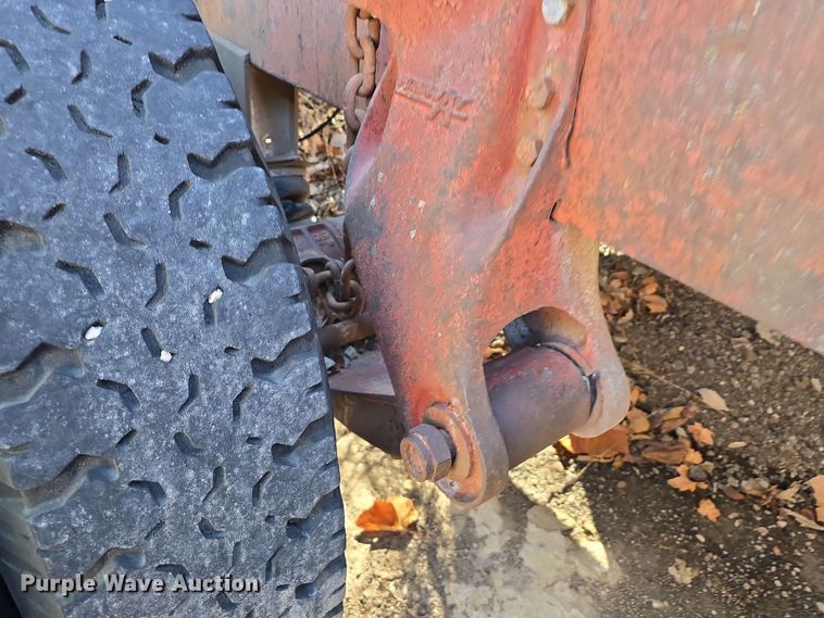 image for item DW3957 Pioneer Engineering 5239 roll crusher