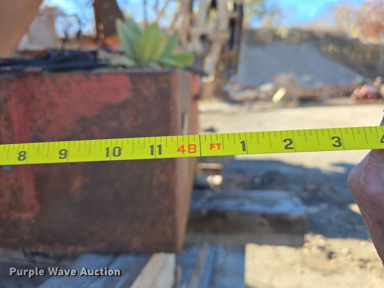 image for item DW3957 Pioneer Engineering 5239 roll crusher