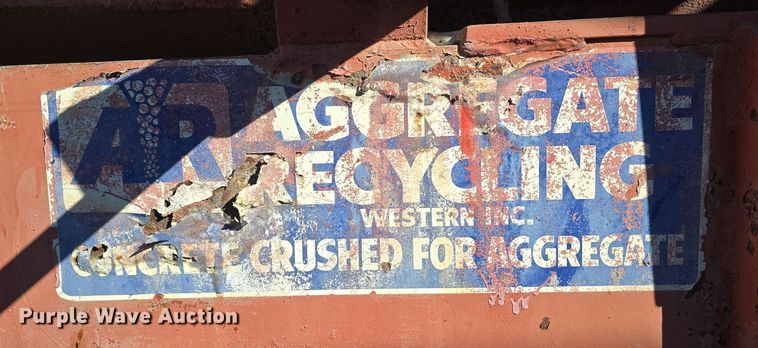 image for item DW3957 Pioneer Engineering 5239 roll crusher