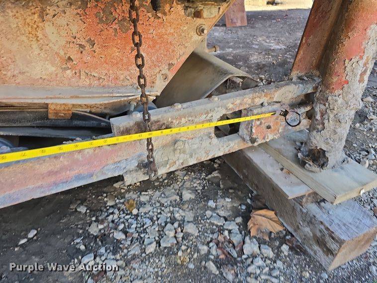 image for item DW3957 Pioneer Engineering 5239 roll crusher