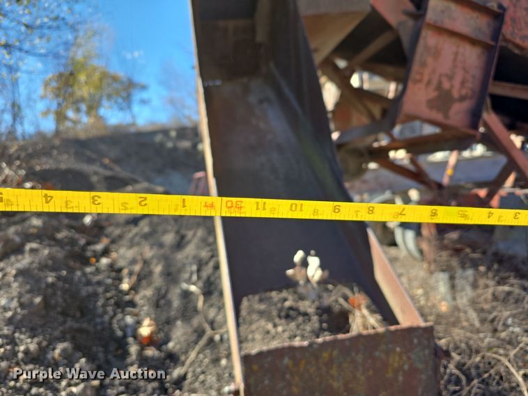 image for item DW3957 Pioneer Engineering 5239 roll crusher