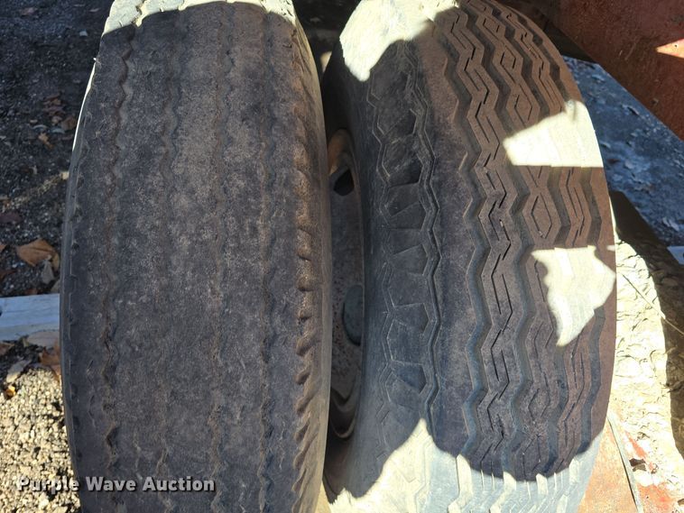 image for item DW3957 Pioneer Engineering 5239 roll crusher