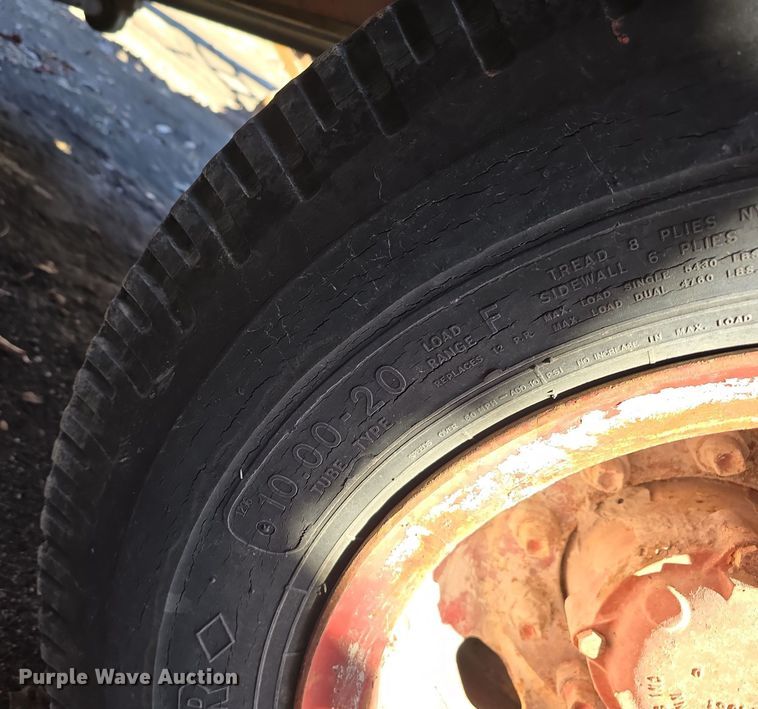 image for item DW3957 Pioneer Engineering 5239 roll crusher