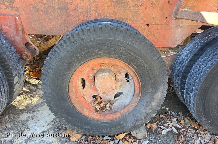 image for item DW3957 Pioneer Engineering 5239 roll crusher