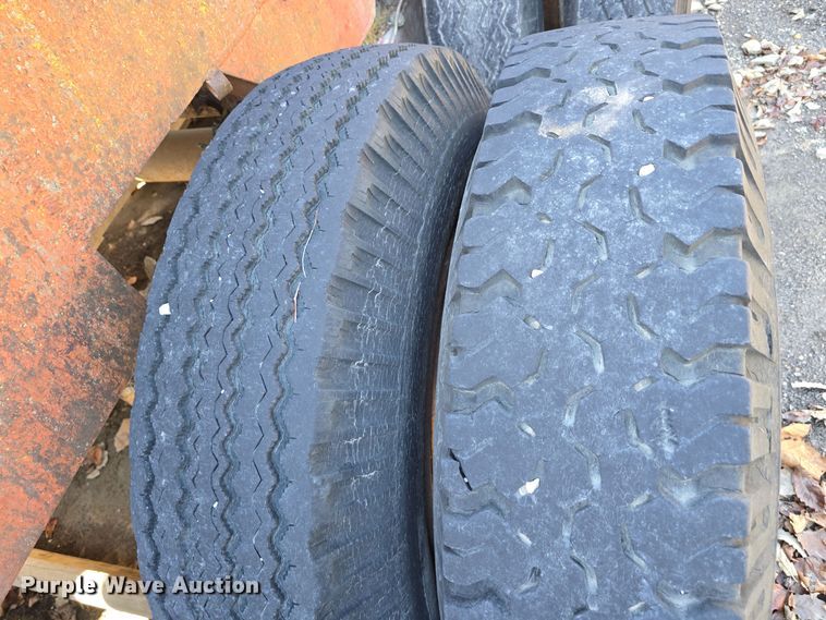 image for item DW3957 Pioneer Engineering 5239 roll crusher