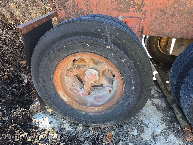 image for item DW3957 Pioneer Engineering 5239 roll crusher