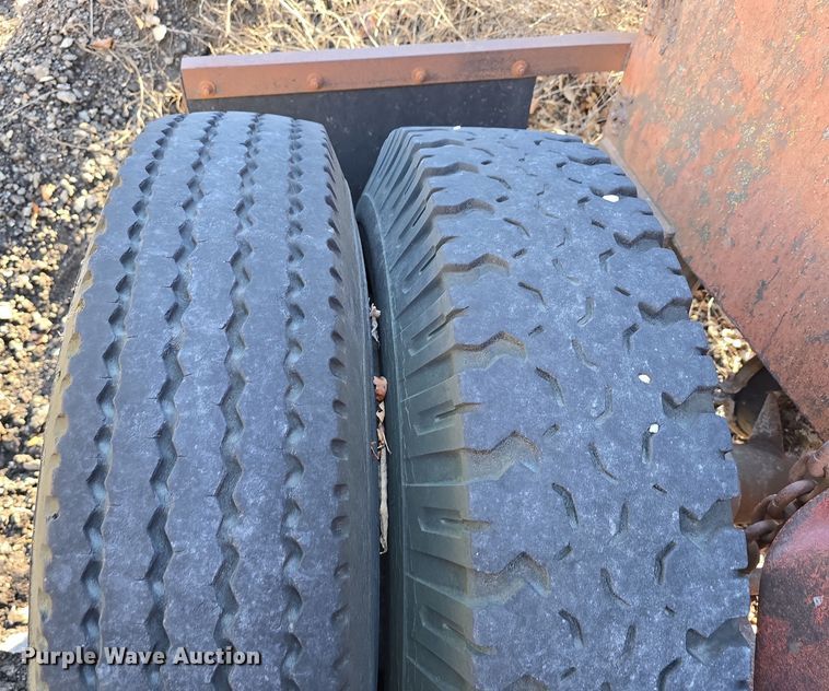 image for item DW3957 Pioneer Engineering 5239 roll crusher