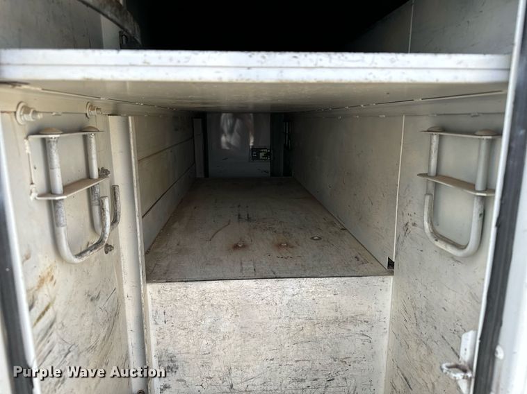 image for item DX3730 2007 International 7300 digger derrick truck