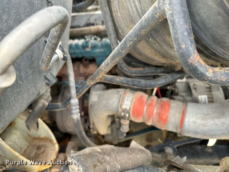 image for item DX3730 2007 International 7300 digger derrick truck