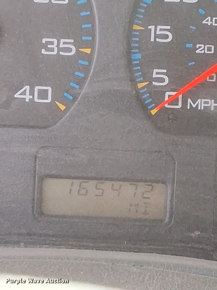 image for item DX3730 2007 International 7300 digger derrick truck