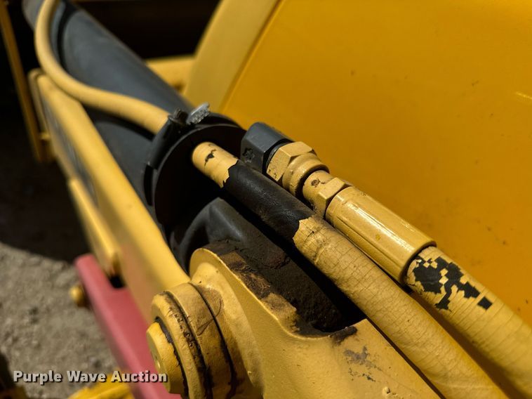 image for item DX3732 New Holland B95 backhoe