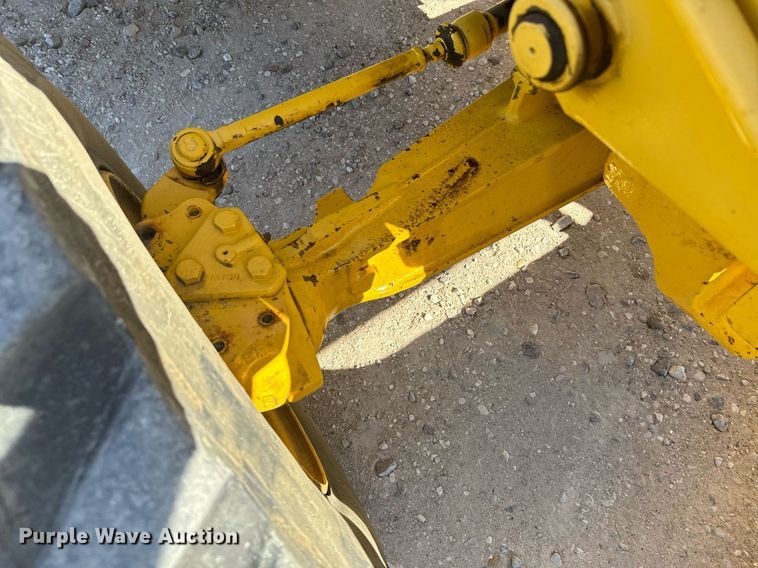 image for item DX3732 New Holland B95 backhoe