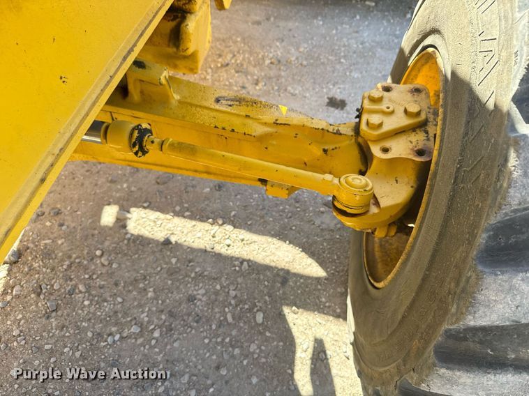 image for item DX3732 New Holland B95 backhoe